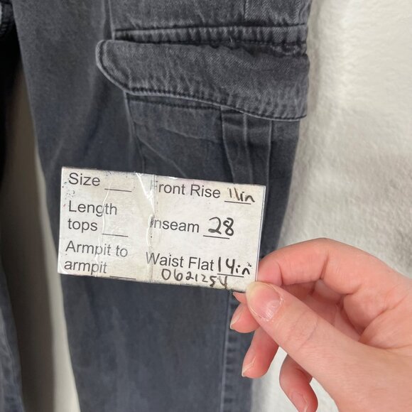 So Juniors Super High Rise Black Cargo Jogger Drawstring Denim Jeans Size 5/27 - Picture 10 of 13